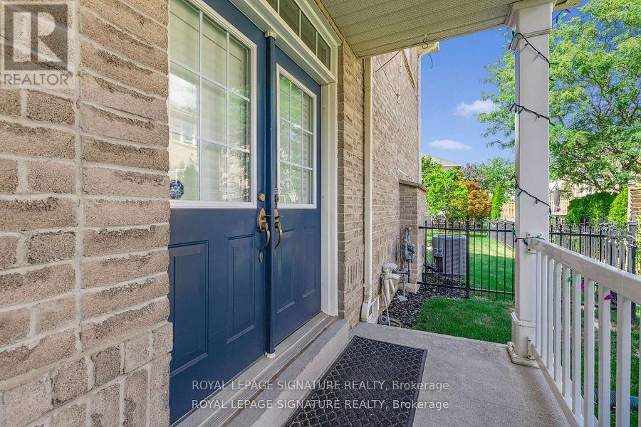 25 - 2295 Rochester Circle, Oakville, Ontario  L6M 5C9 - Photo 5 - W12831422