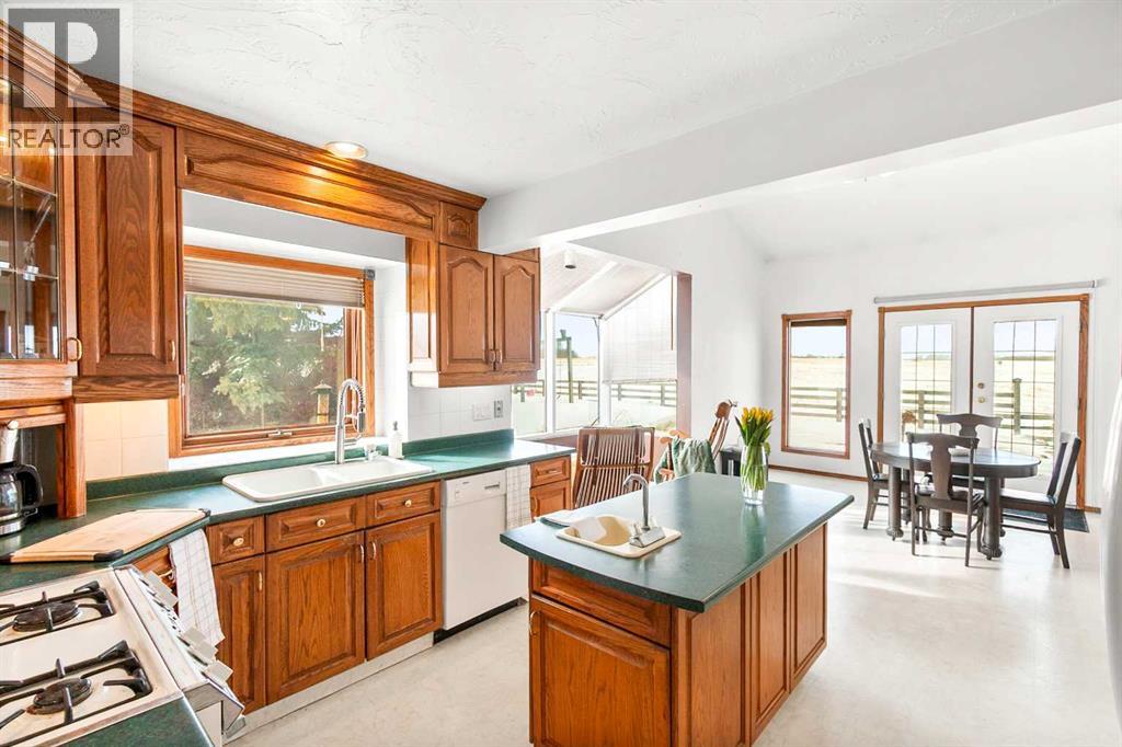 31144 Range Road 20, Rural Mountain View County, Alberta  T0M 0W0 - Photo 14 - A2286213