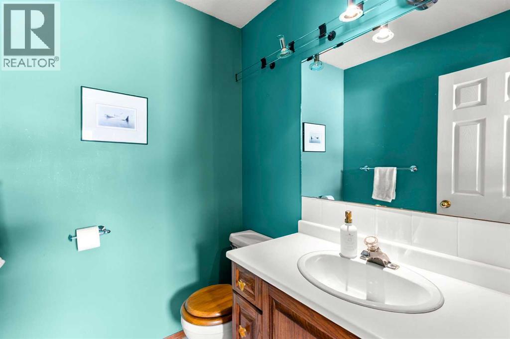 31144 Range Road 20, Rural Mountain View County, Alberta  T0M 0W0 - Photo 16 - A2286213