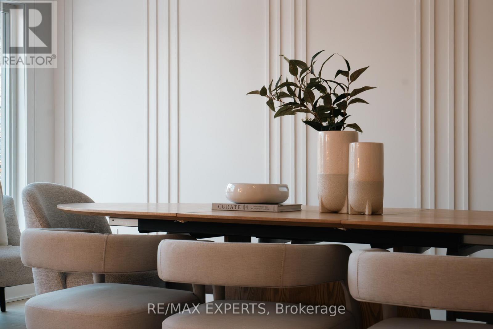 15 Holland Park Avenue, Toronto, Ontario  M6C 1M2 - Photo 7 - C12762610