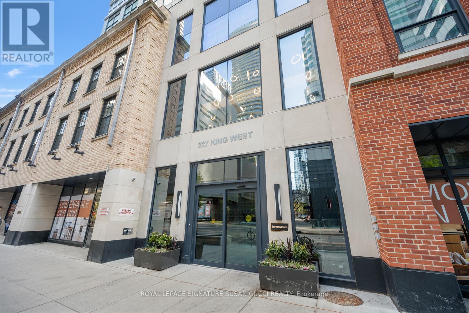 1303 - 327 KING STREET W, Toronto, Ontario