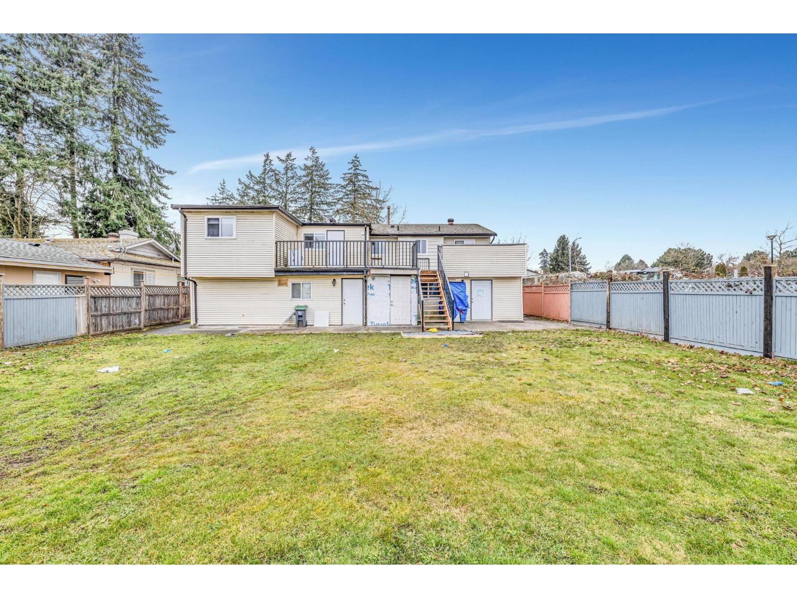 6848 135 Street, Surrey, British Columbia  V3W 4W6 - Photo 15 - R3091773