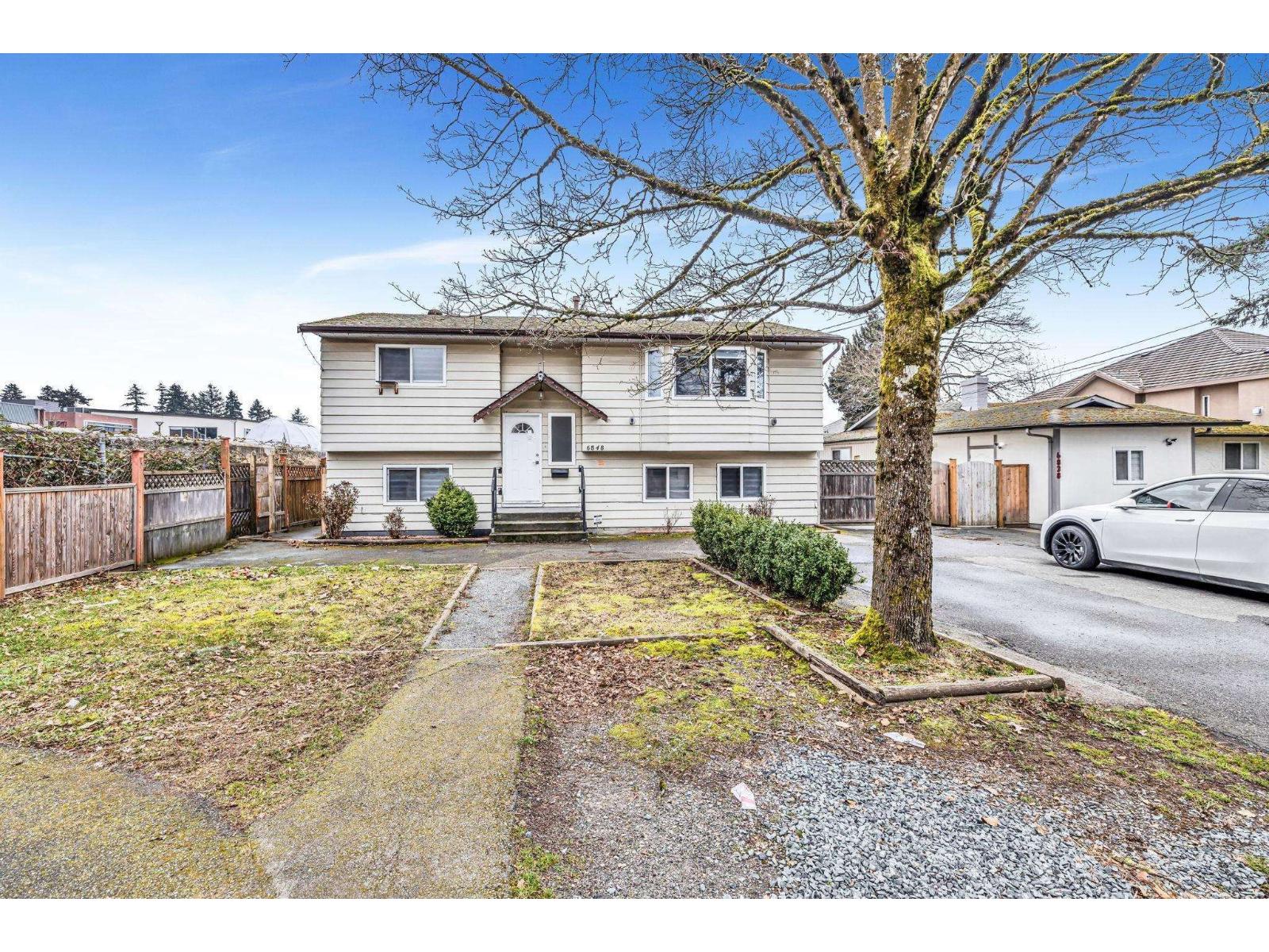6848 135 STREET, surrey, British Columbia