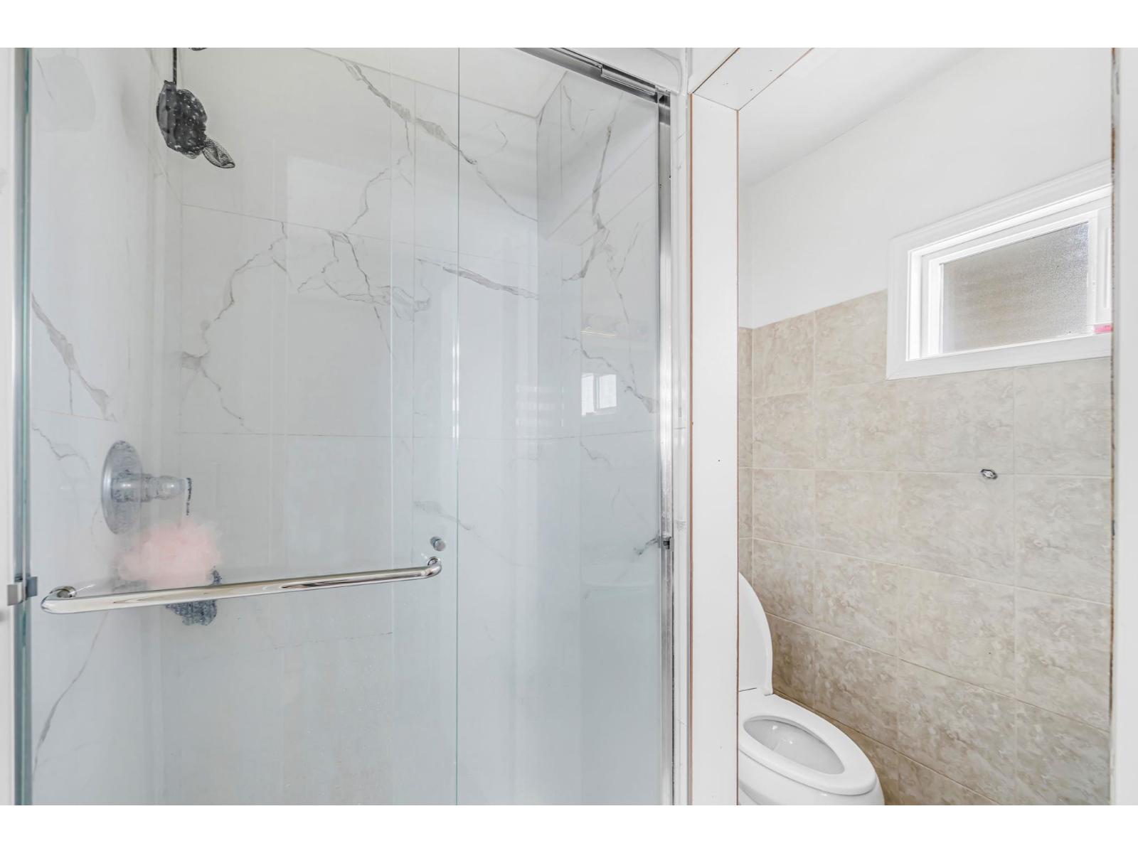 6848 135 Street, Surrey, British Columbia  V3W 4W6 - Photo 12 - R3091773