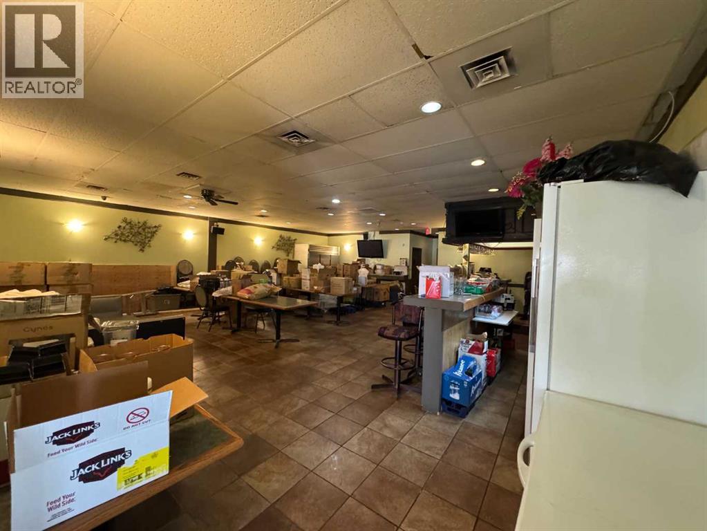 135 Whitefield Drive, Calgary, Alberta  T1Y 5X1 - Photo 3 - A2289374