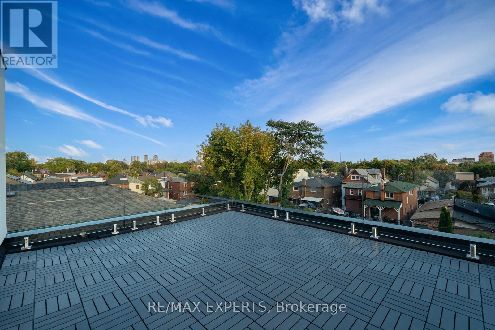 15 Holland Park Avenue, Toronto, Ontario  M6C 1M2 - Photo 43 - C12762610