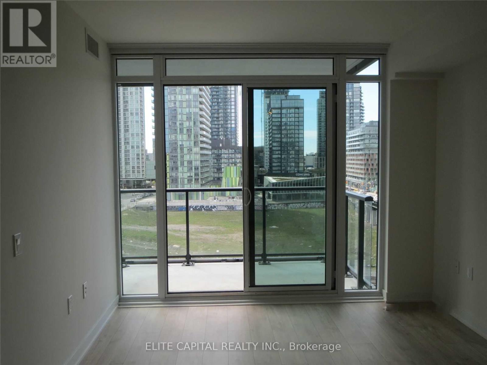 510e - 576 Front Street W, Toronto, Ontario  M5V 1C1 - Photo 4 - C12831472