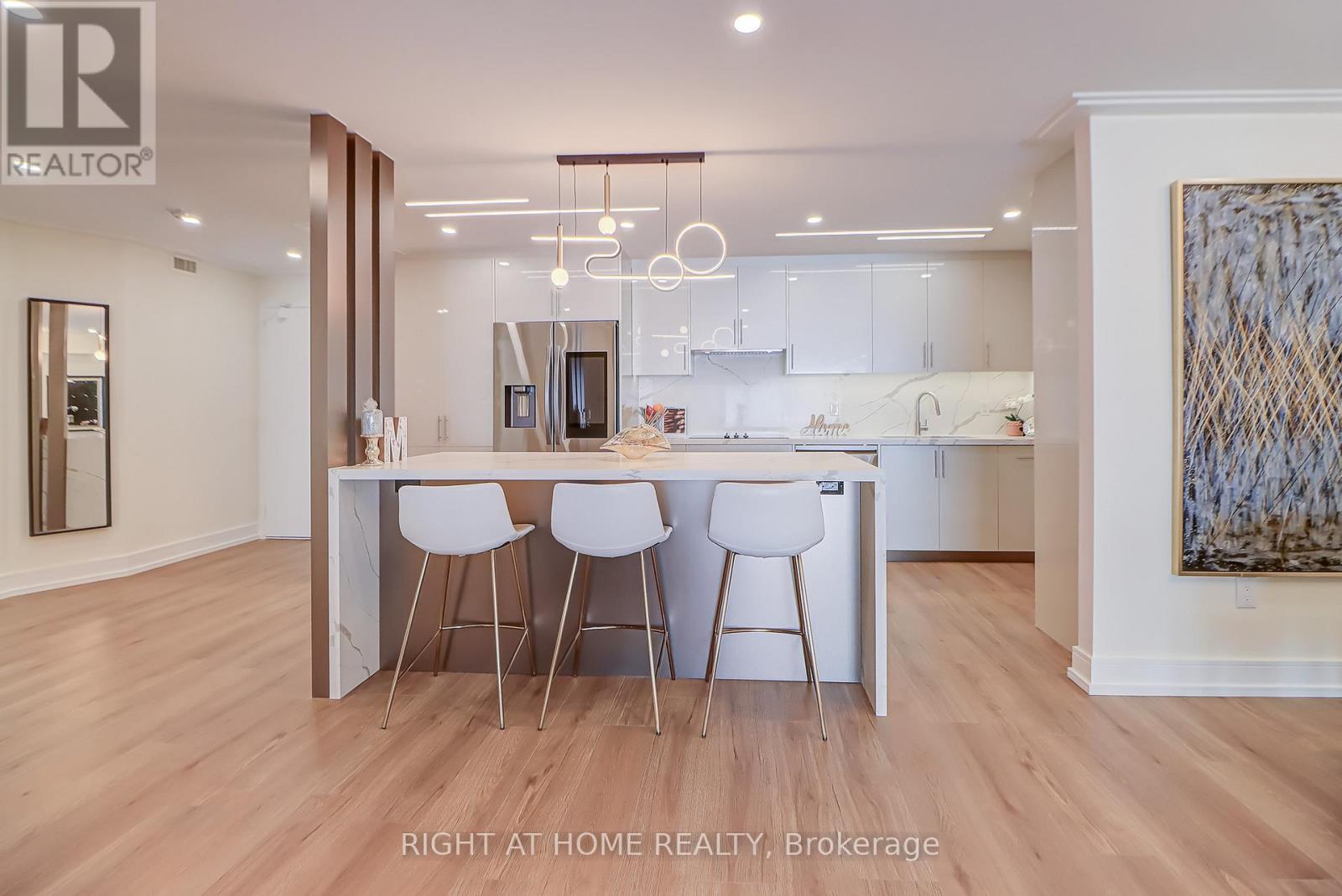 1207 - 130 Carlton Street, Toronto, Ontario  M5A 4K3 - Photo 10 - C12831484