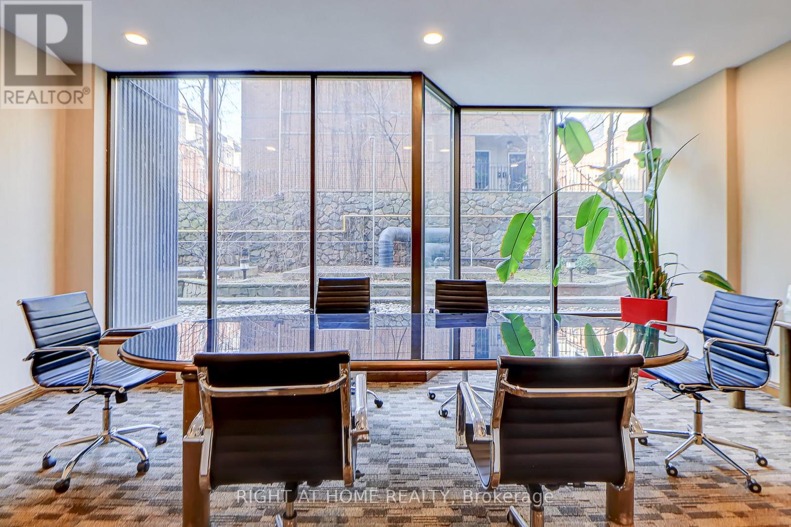 1207 - 130 Carlton Street, Toronto, Ontario  M5A 4K3 - Photo 46 - C12831484