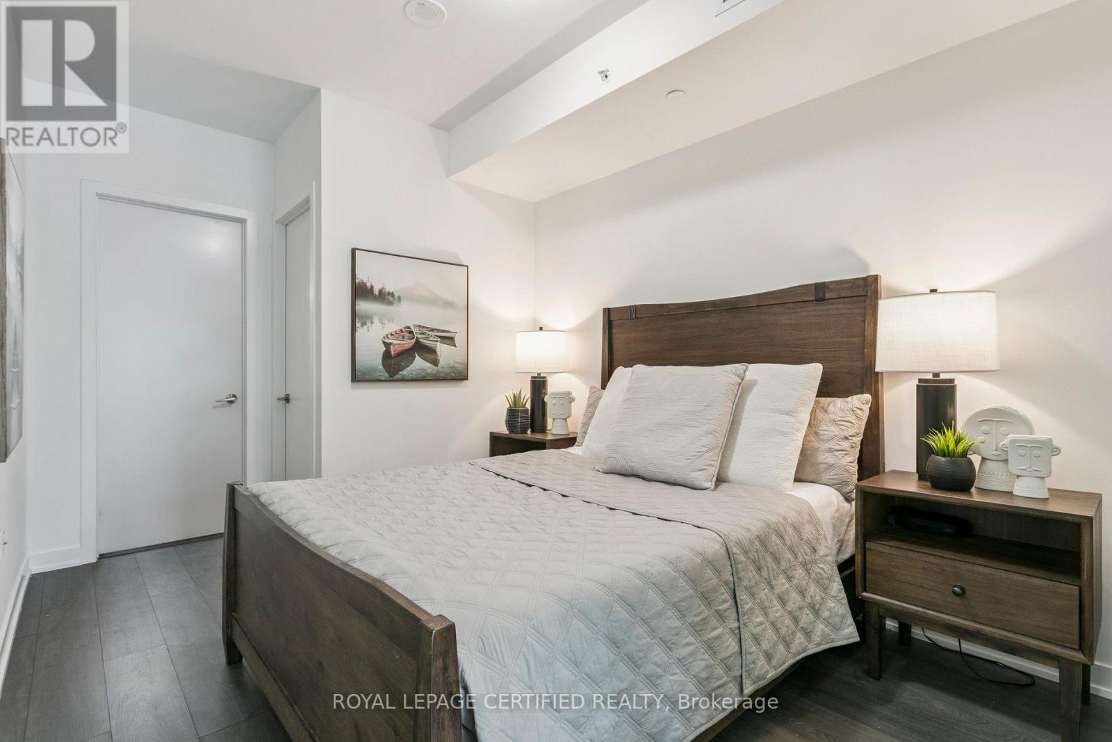 502 - 38 Iannuzzi Street, Toronto (Waterfront Communities), Ontario  M5V 0S2 - Photo 10 - C12831516