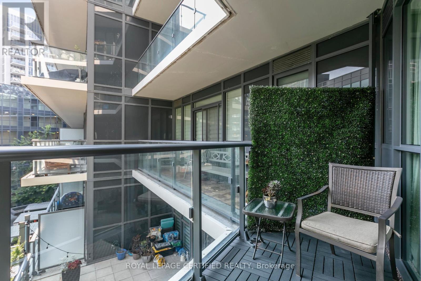 502 - 38 Iannuzzi Street, Toronto (Waterfront Communities), Ontario  M5V 0S2 - Photo 16 - C12831516