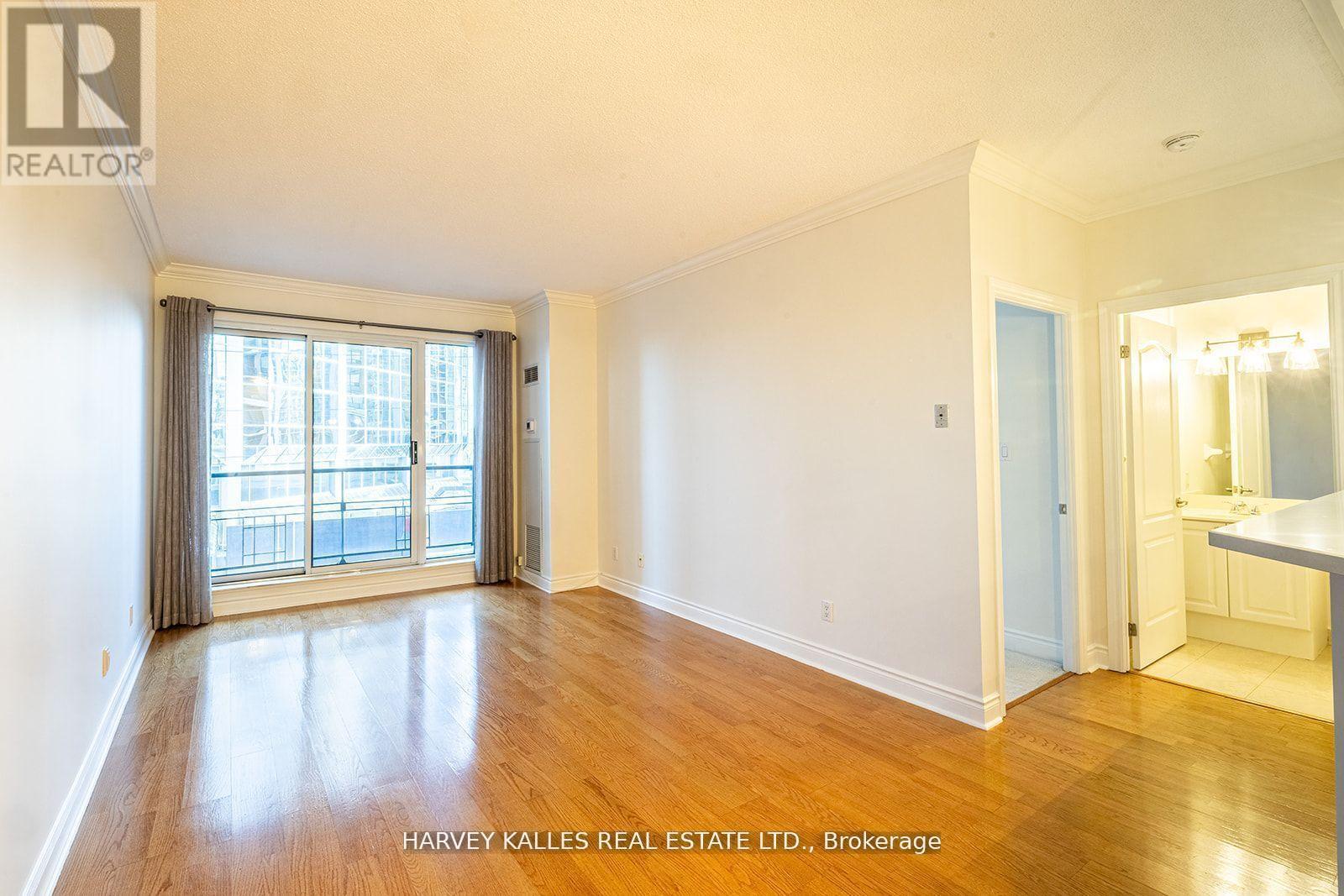 412 - 2 Aberfoyle Crescent, Toronto, Ontario  M8X 2Z8 - Photo 4 - W12470823