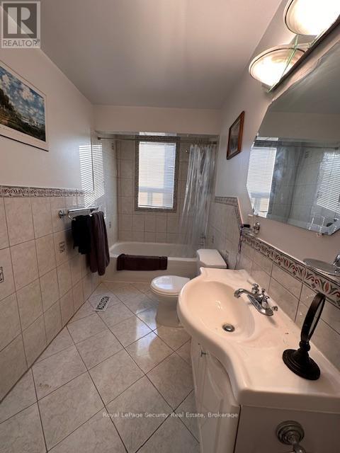 Upper - 706 Gladstone Avenue, Toronto, Ontario  M6H 3J4 - Photo 7 - W12831486