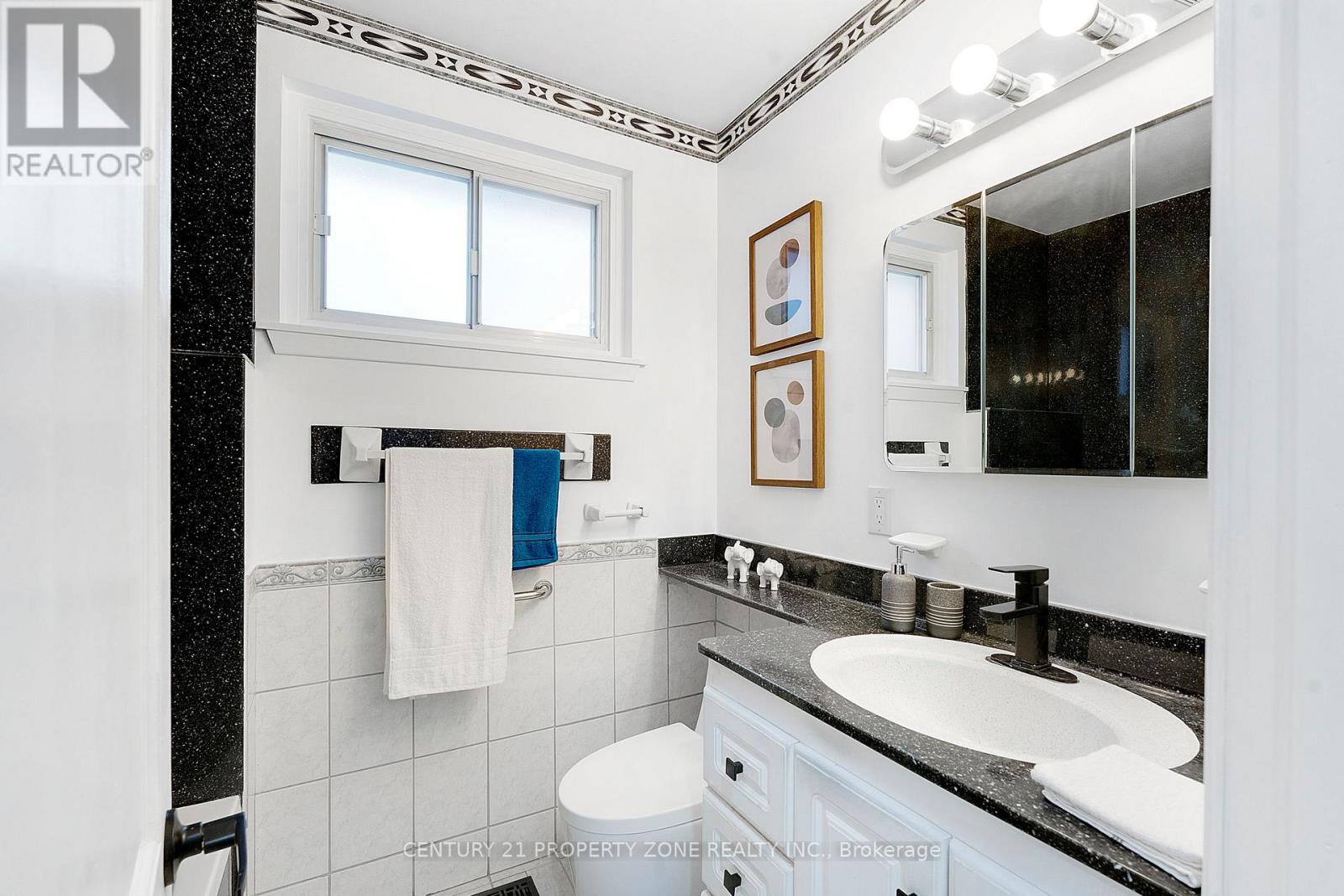 Upper - 77 Belmont Drive, Brampton, Ontario  L6T 2K5 - Photo 25 - W12831512