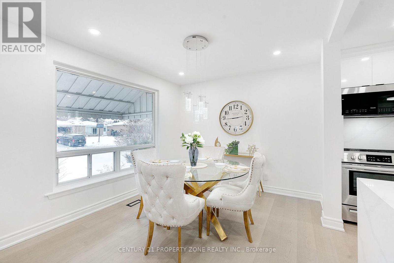 Upper - 77 Belmont Drive, Brampton, Ontario  L6T 2K5 - Photo 9 - W12831512