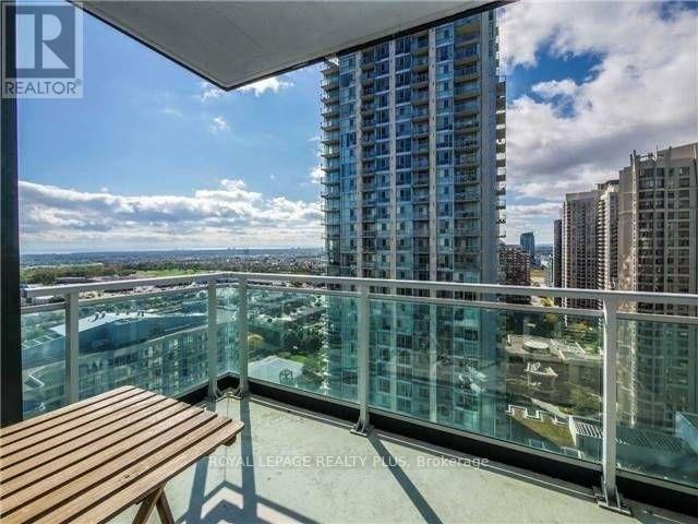 2310 - 223 Webb Drive, Mississauga, Ontario  L5B 0E8 - Photo 5 - W12831524