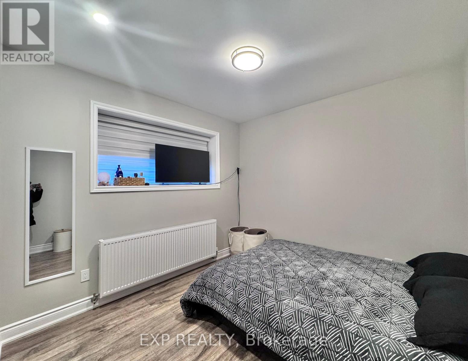 Unit-1 - 100 West Avenue S, Hamilton, Ontario  L8N 2S3 - Photo 8 - X12831494