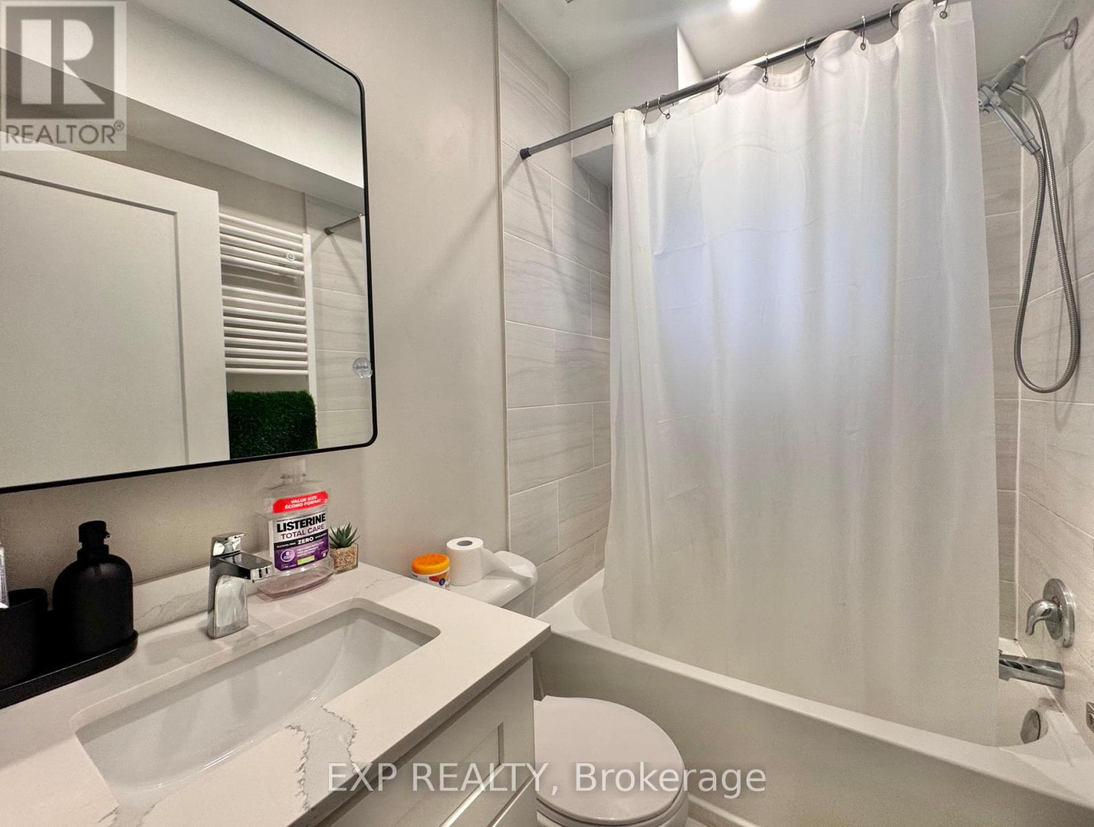 Unit-1 - 100 West Avenue S, Hamilton, Ontario  L8N 2S3 - Photo 9 - X12831494