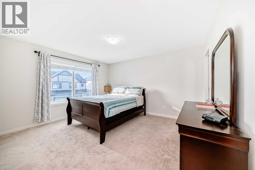 48 Copperpond Landing Se, Calgary, Alberta  T2Z 1G6 - Photo 13 - A2285922