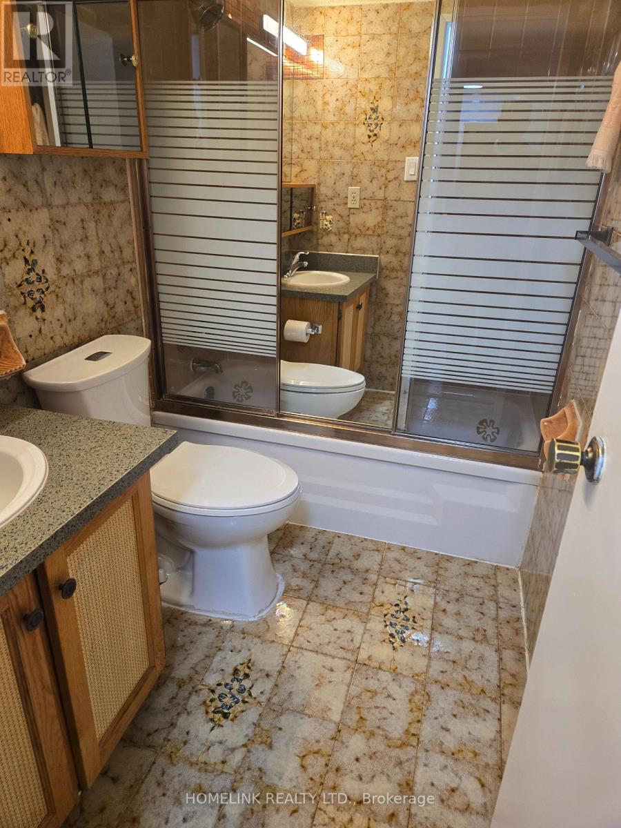 601 - 3390 Weston Road, Toronto, Ontario  M9M 2K3 - Photo 11 - W12831164