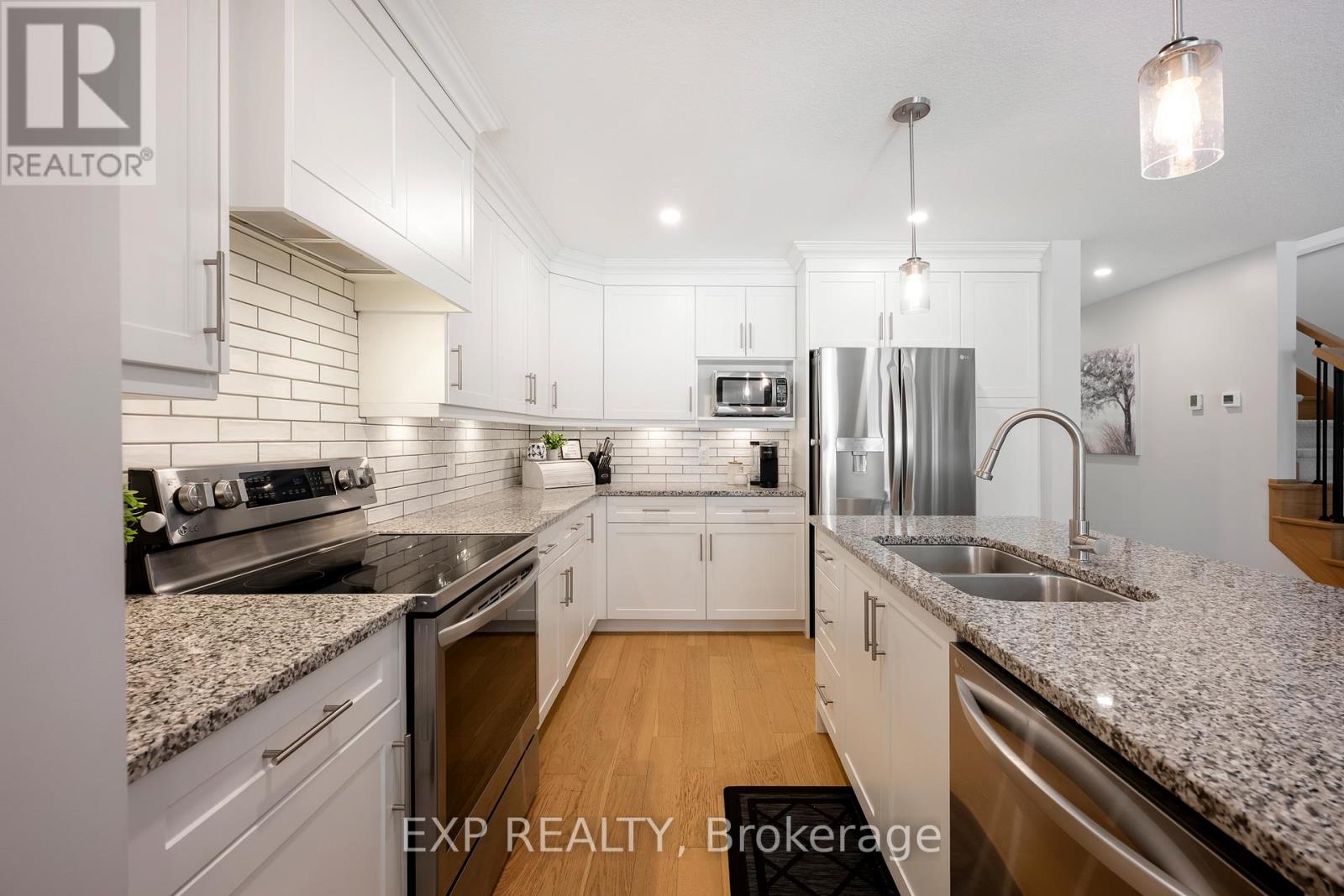 745 Waterloo Street, Wellington North, Ontario  N0G 2L3 - Photo 7 - X12737574