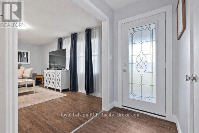 315 2nd Street, Hanover, Ontario  N4N 1A4 - Photo 7 - X12831532