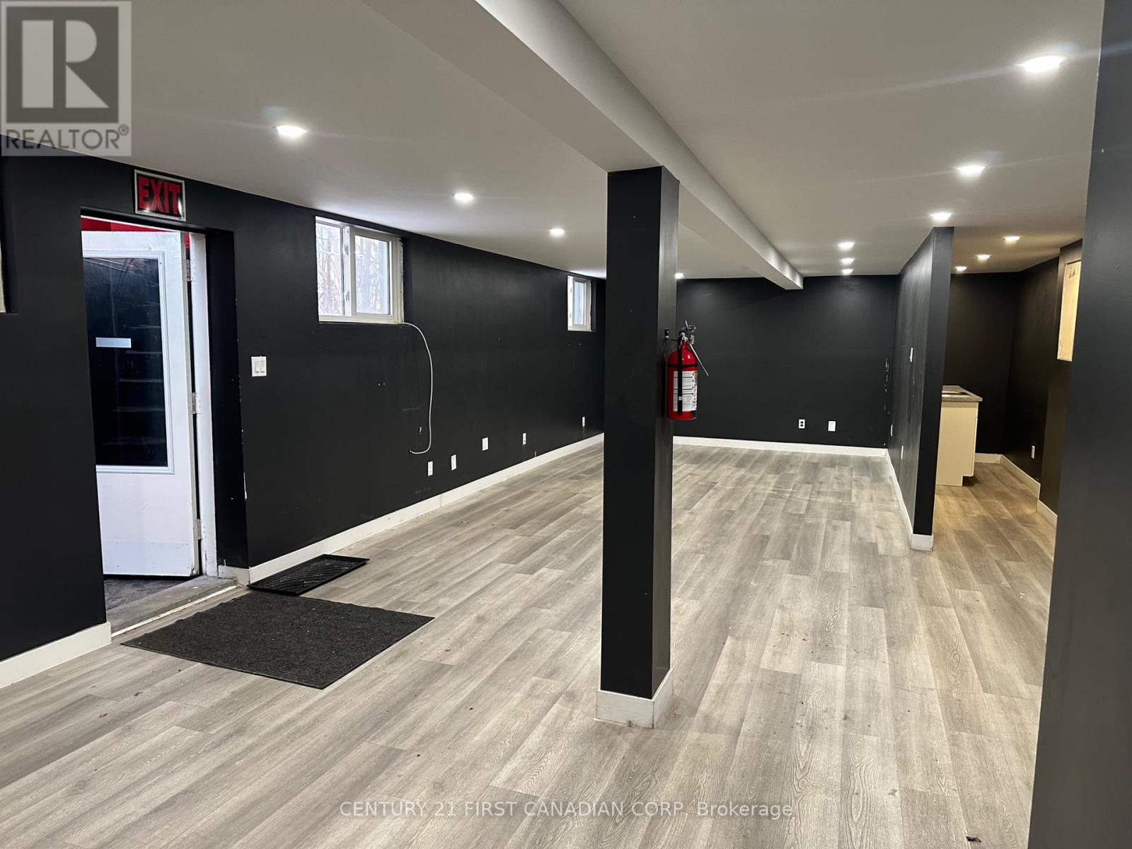 4 - 2479 Main Street S, London South, Ontario  N6P 1P9 - Photo 3 - X12831530