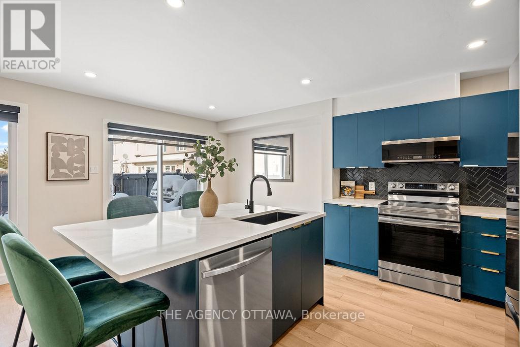 62 Appledale Drive, Ottawa, Ontario  K2J 4W6 - Photo 12 - X12831552