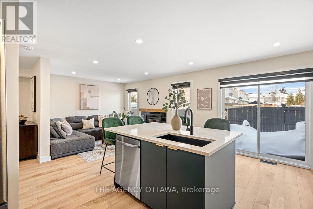 62 Appledale Drive, Ottawa, Ontario  K2J 4W6 - Photo 13 - X12831552