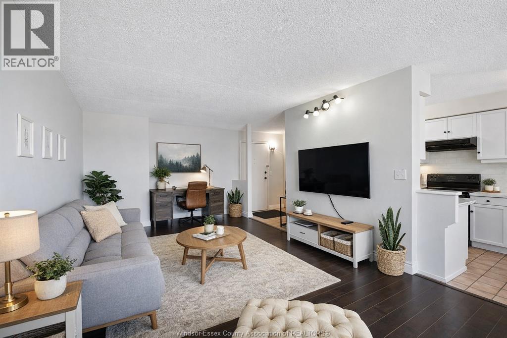 150 Park Unit# 613, Windsor, Ontario N9A 7A2 - Photo 2 - 25031764