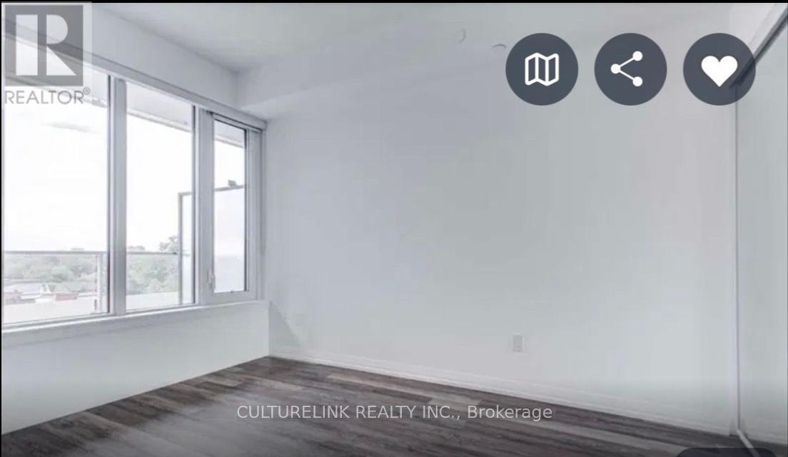 2010 - 75 Canterbury Place, Toronto, Ontario  M2N 0L2 - Photo 2 - C12831546