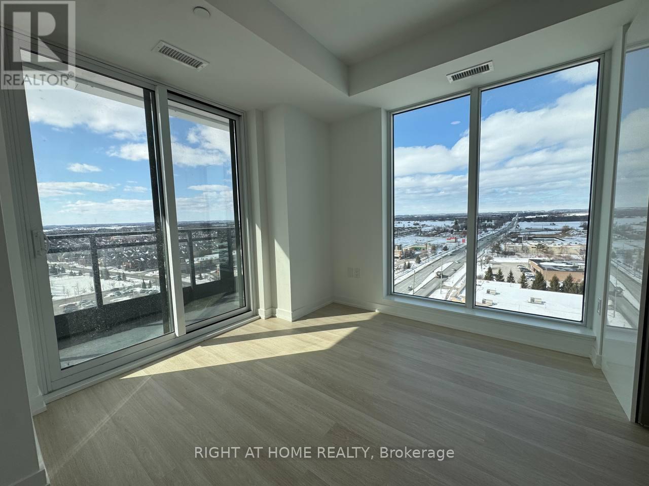 1609 - 9763 Markham Road, Markham (Greensborough), Ontario  L6E 0W4 - Photo 3 - N12831542