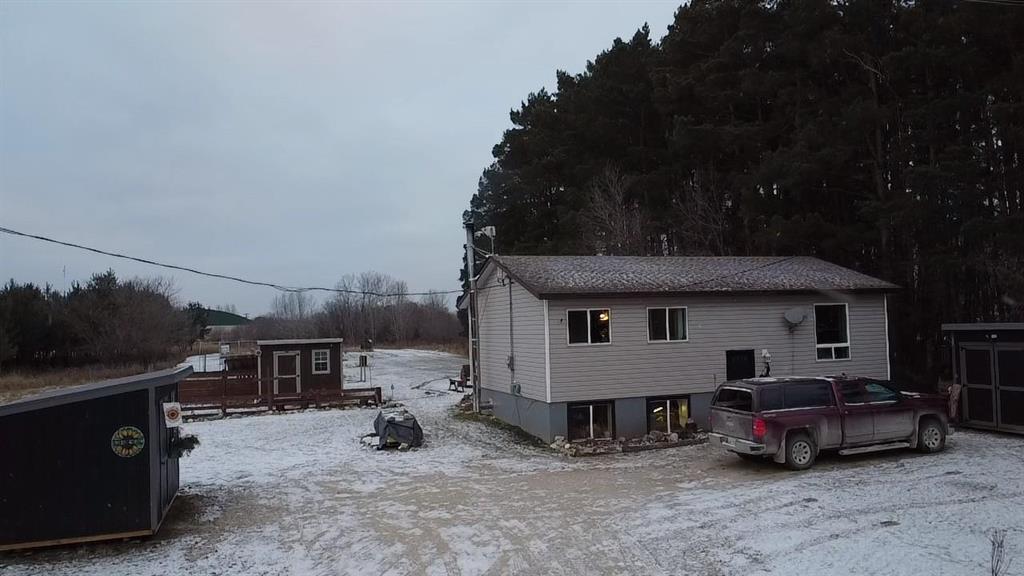 81027 Morden Sprague Road, Sprague, Manitoba  R0A 1Z0 - Photo 1 - 202603509