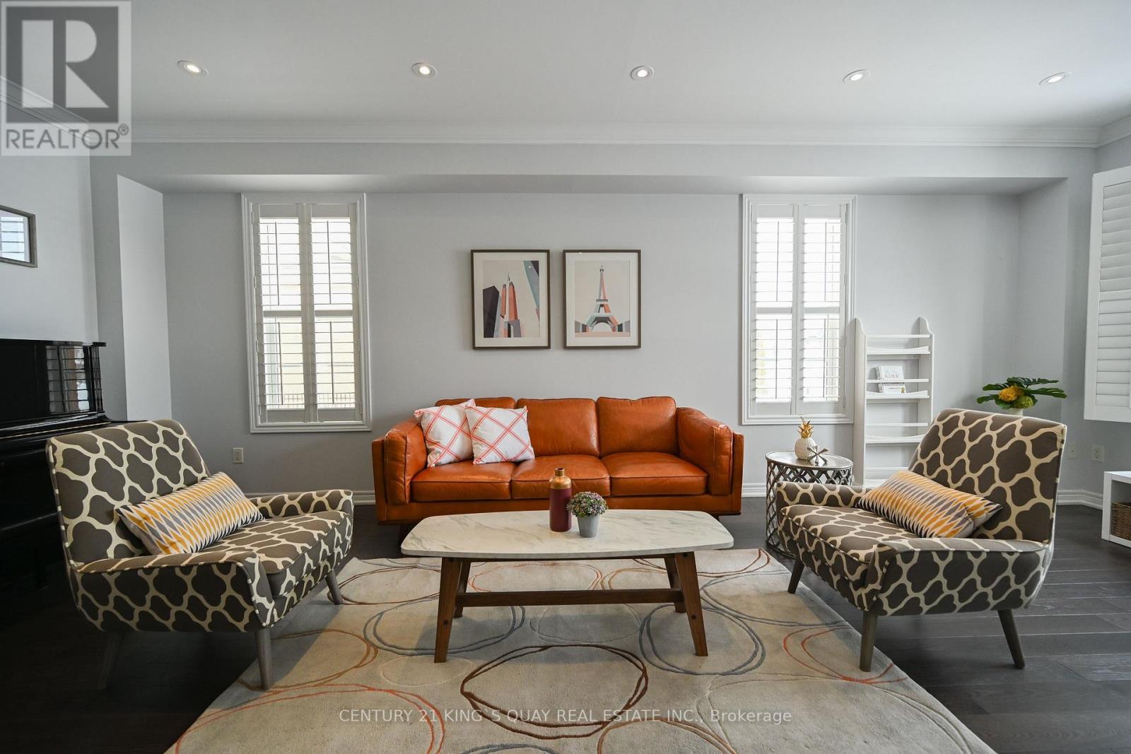 10514 Victoria Square Boulevard, Markham, Ontario  L6C 0A3 - Photo 4 - N12831506