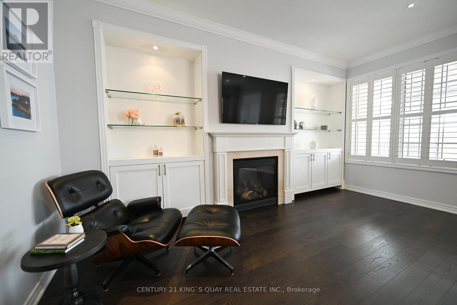 10514 Victoria Square Boulevard, Markham, Ontario  L6C 0A3 - Photo 6 - N12831506