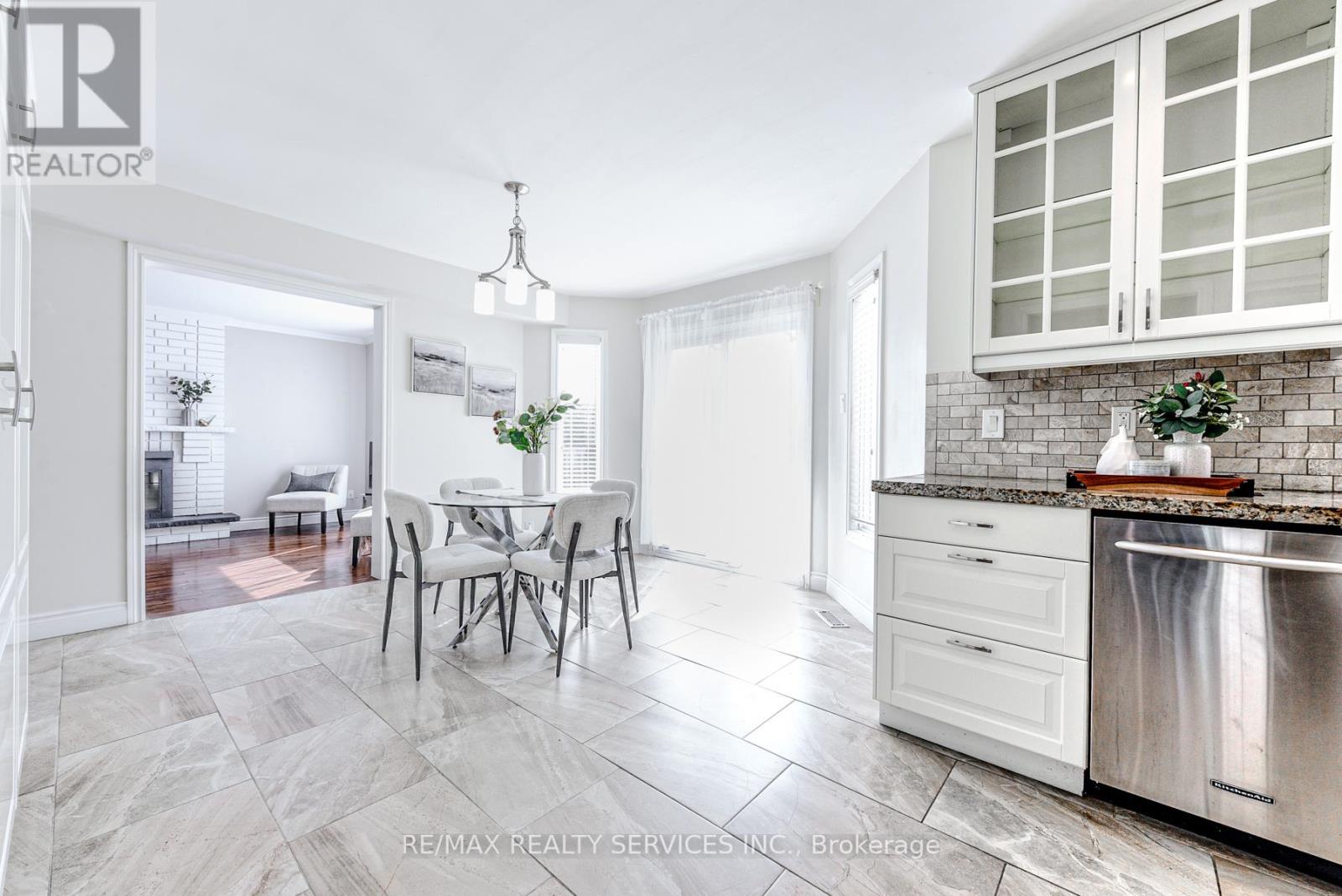 10 St Mark Place, Brampton, Ontario  L6X 3W5 - Photo 21 - W12831536