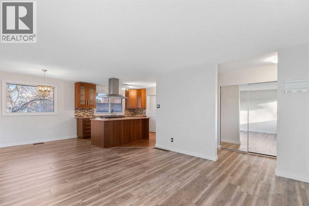 81 Westminster Drive Sw, Calgary, Alberta  T3C 2T2 - Photo 10 - A2286445