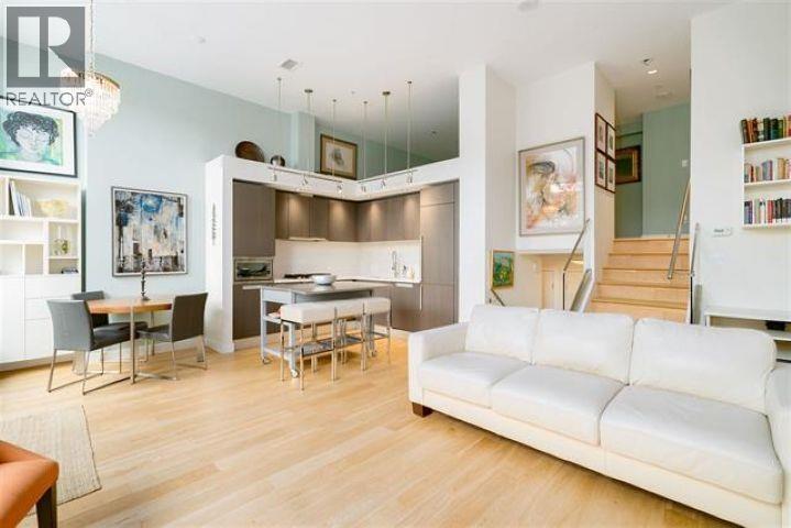 296 W 1st Avenue, Vancouver, British Columbia  V5Y 3T2 - Photo 4 - R3084956