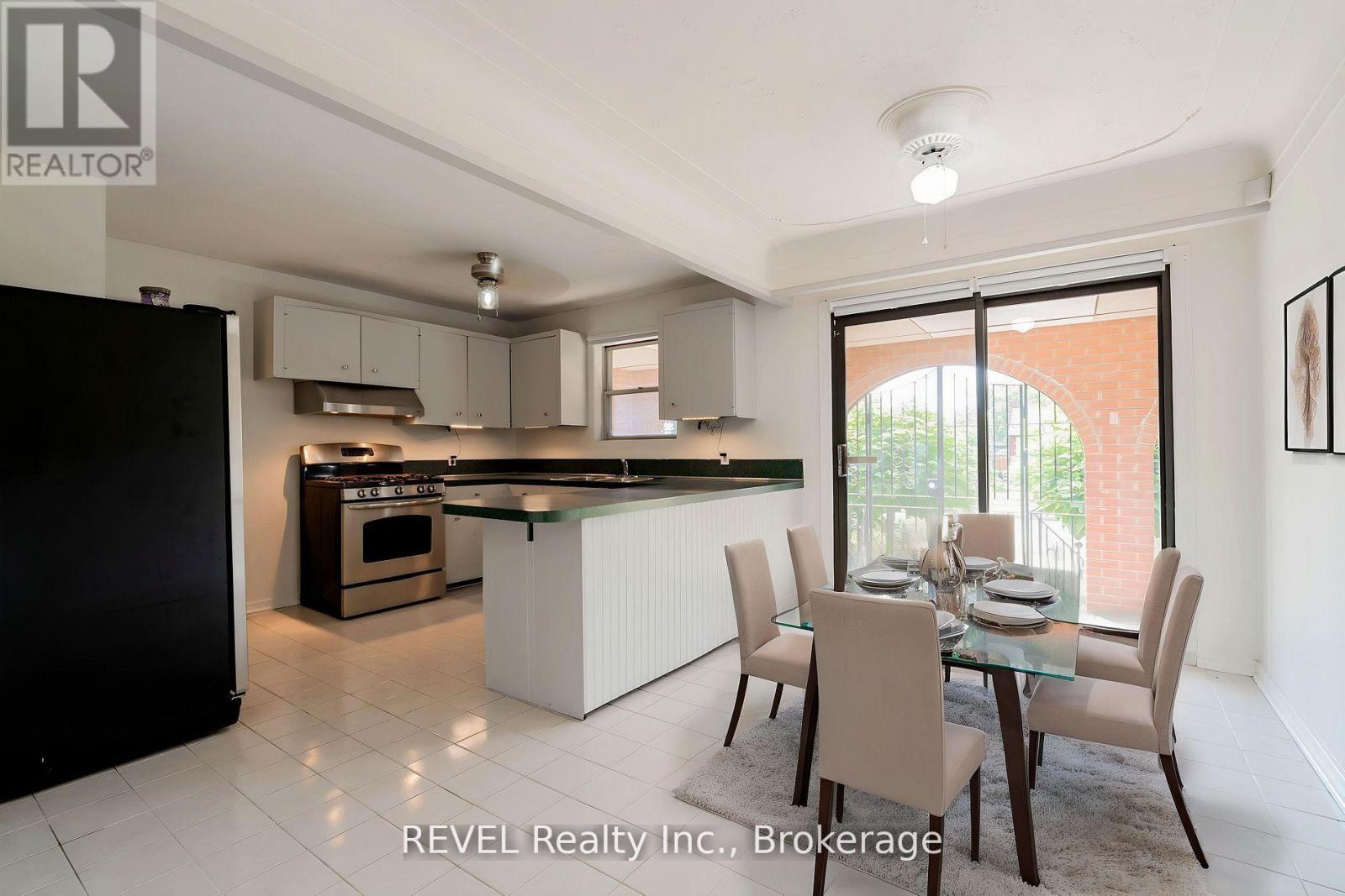 6835 Wills Street, Niagara Falls, Ontario  L2J 1Y6 - Photo 14 - X12831564