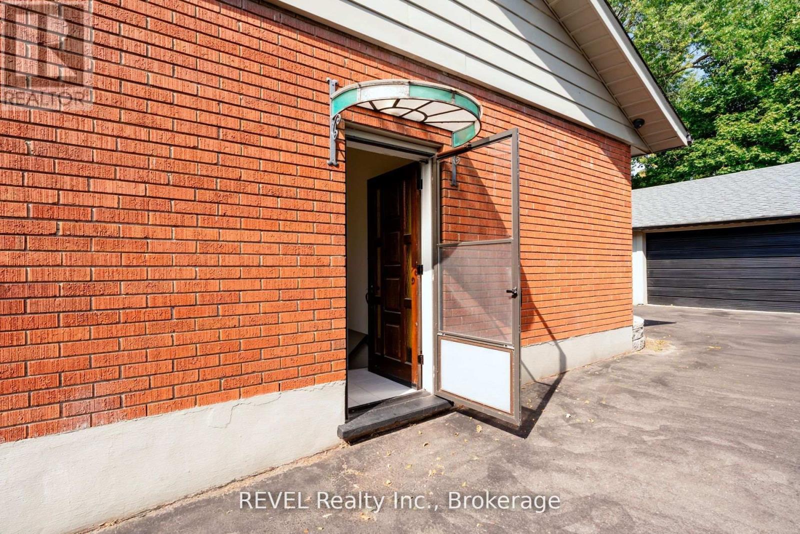 6835 Wills Street, Niagara Falls, Ontario  L2J 1Y6 - Photo 18 - X12831564