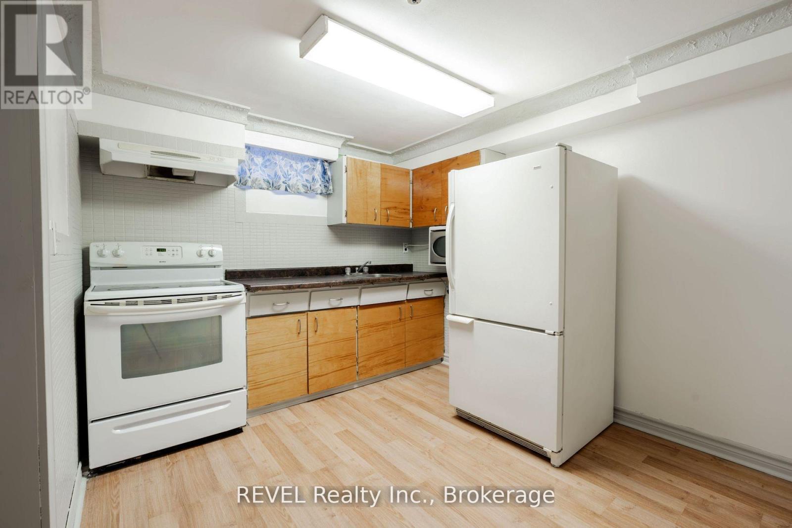 6835 Wills Street, Niagara Falls, Ontario  L2J 1Y6 - Photo 21 - X12831564