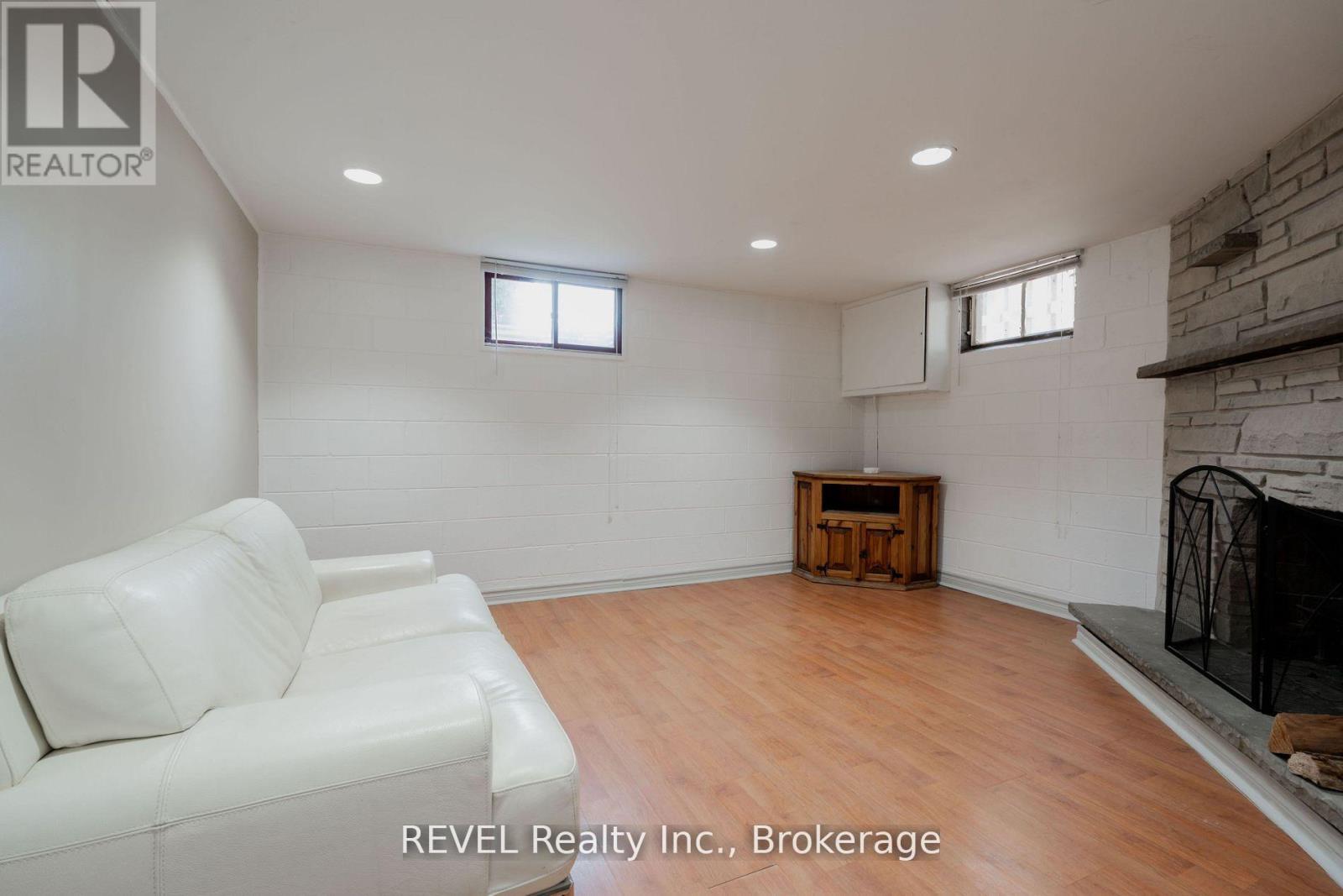 6835 Wills Street, Niagara Falls, Ontario  L2J 1Y6 - Photo 23 - X12831564