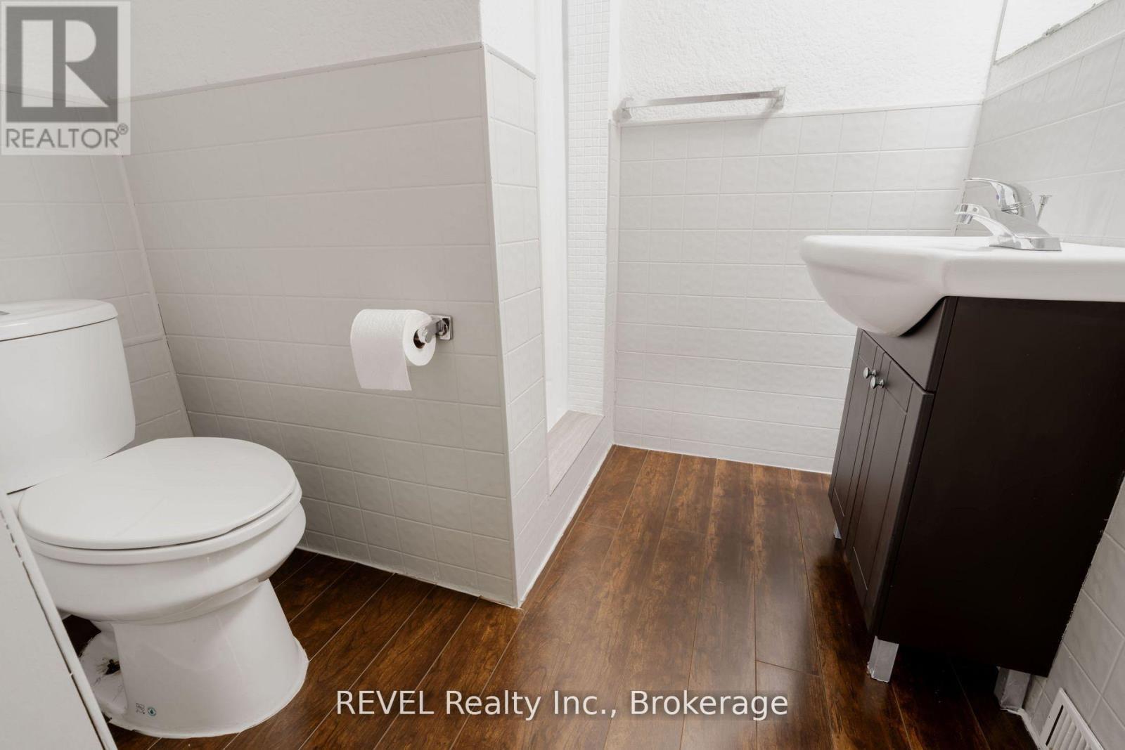 6835 Wills Street, Niagara Falls, Ontario  L2J 1Y6 - Photo 25 - X12831564