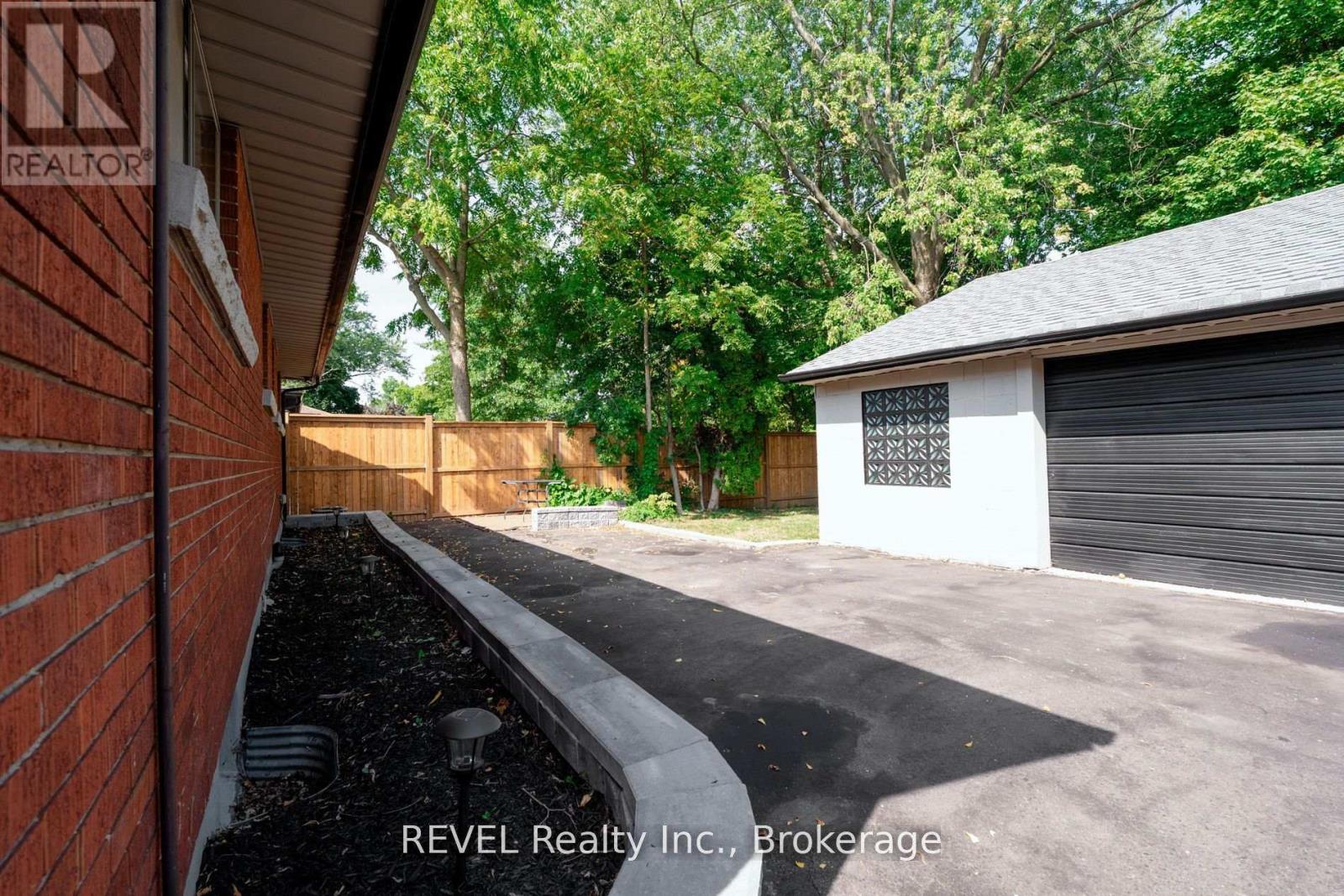 6835 Wills Street, Niagara Falls, Ontario  L2J 1Y6 - Photo 28 - X12831564