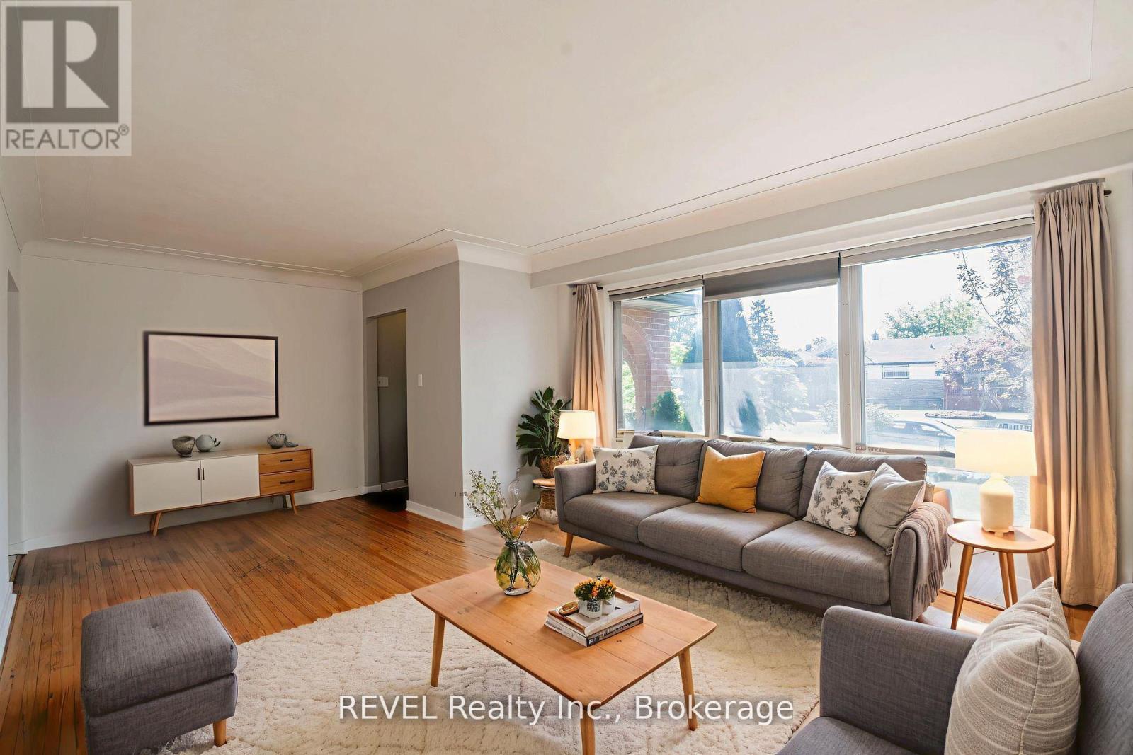 6835 Wills Street, Niagara Falls, Ontario  L2J 1Y6 - Photo 6 - X12831564