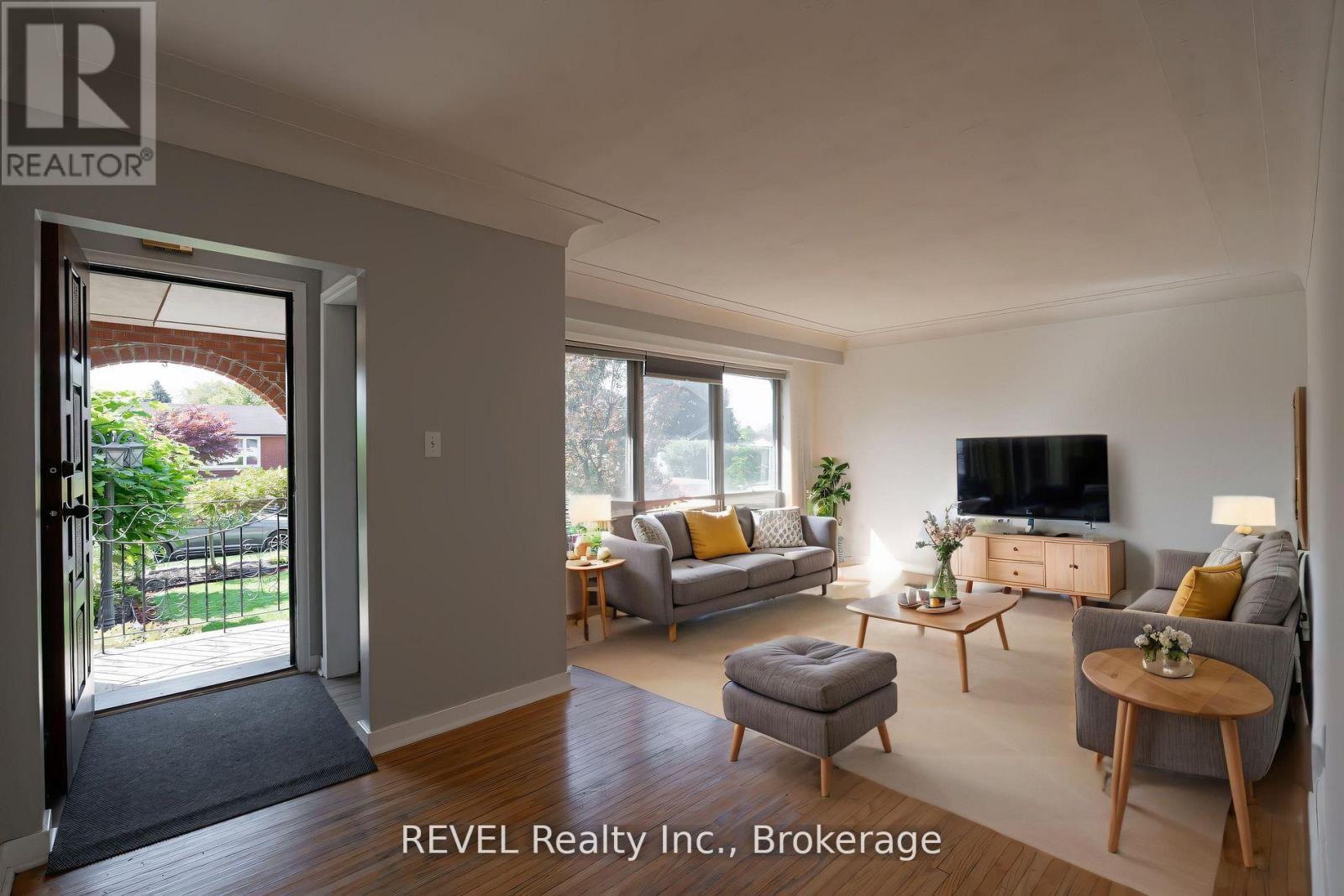 6835 Wills Street, Niagara Falls, Ontario  L2J 1Y6 - Photo 7 - X12831564