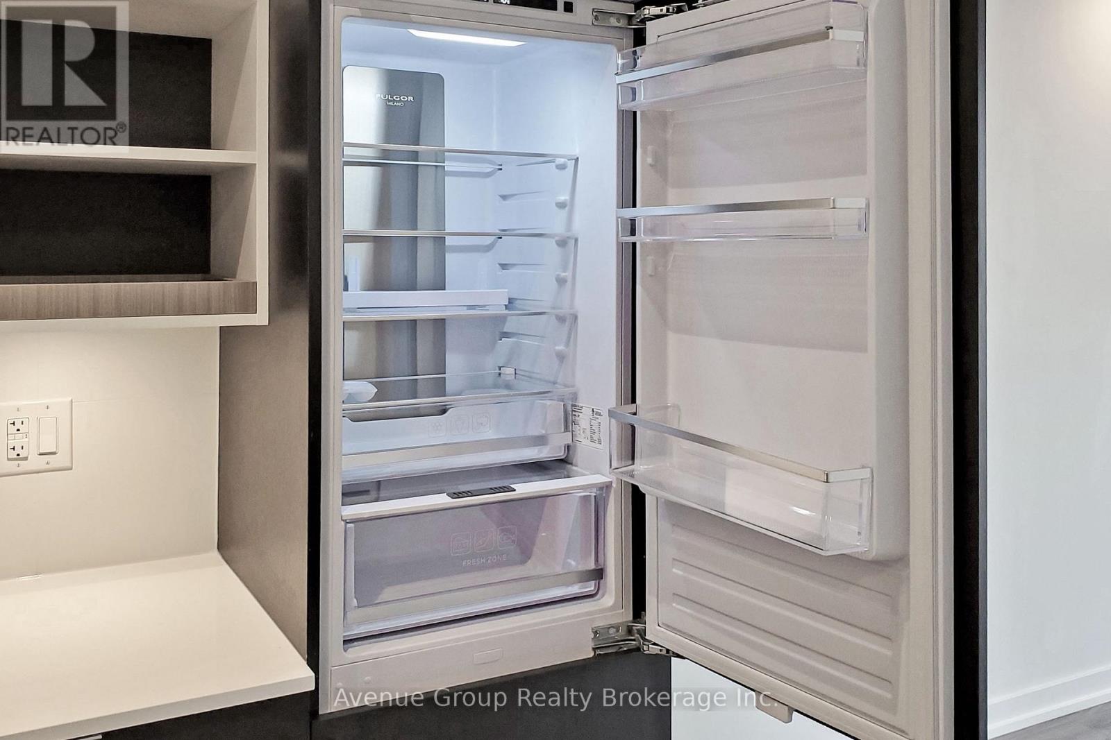 1313 - 20 Edward Street, Toronto, Ontario  M5G 1C9 - Photo 19 - C12831596