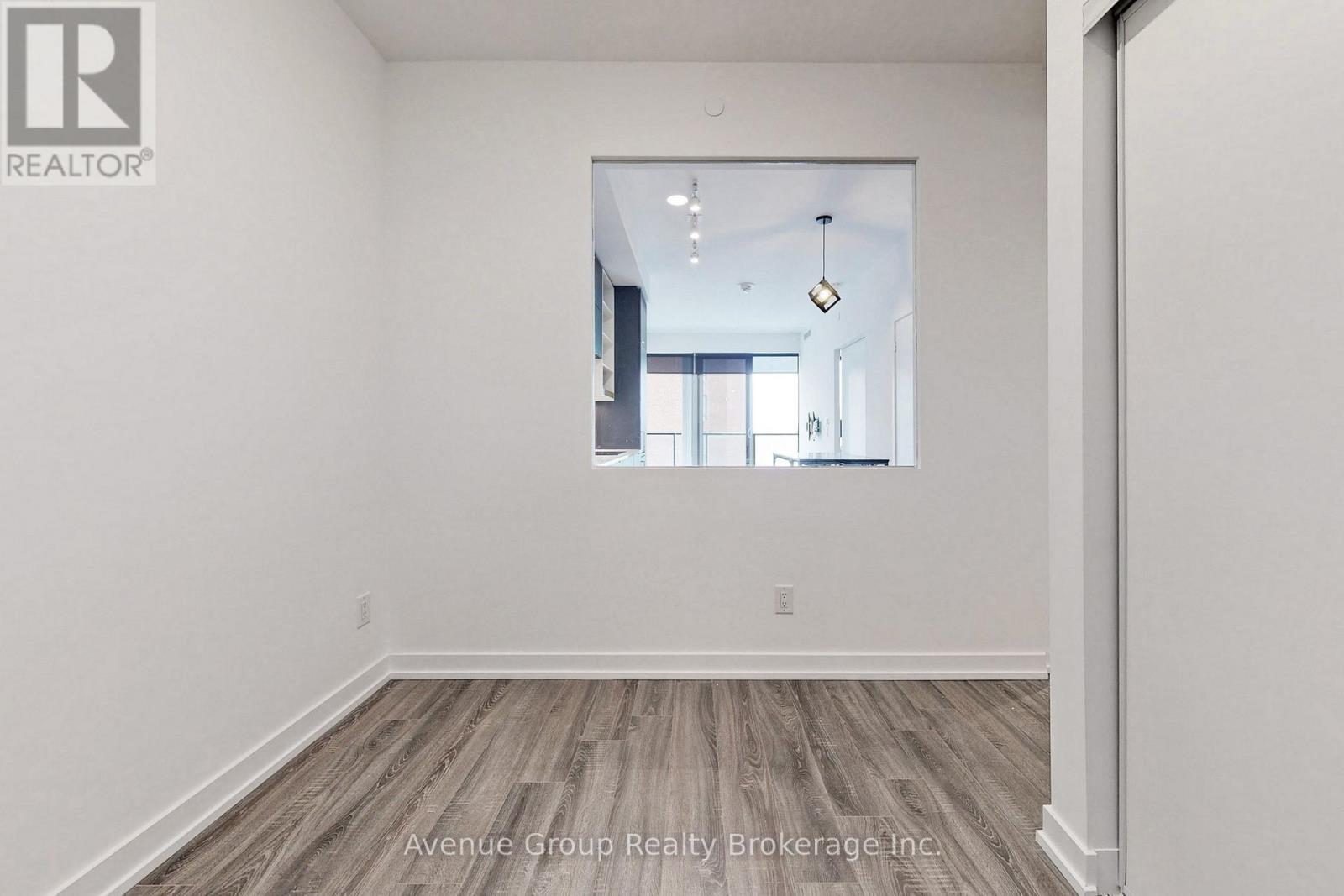 1313 - 20 Edward Street, Toronto, Ontario  M5G 1C9 - Photo 28 - C12831596