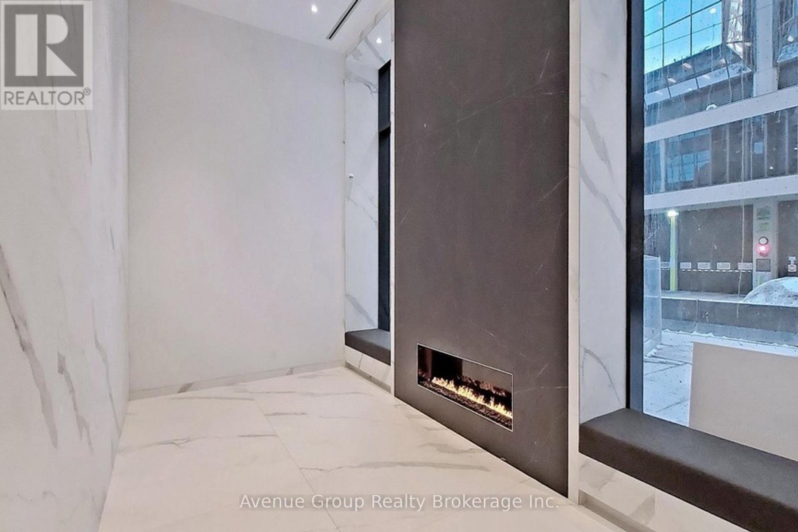 1313 - 20 Edward Street, Toronto, Ontario  M5G 1C9 - Photo 4 - C12831596