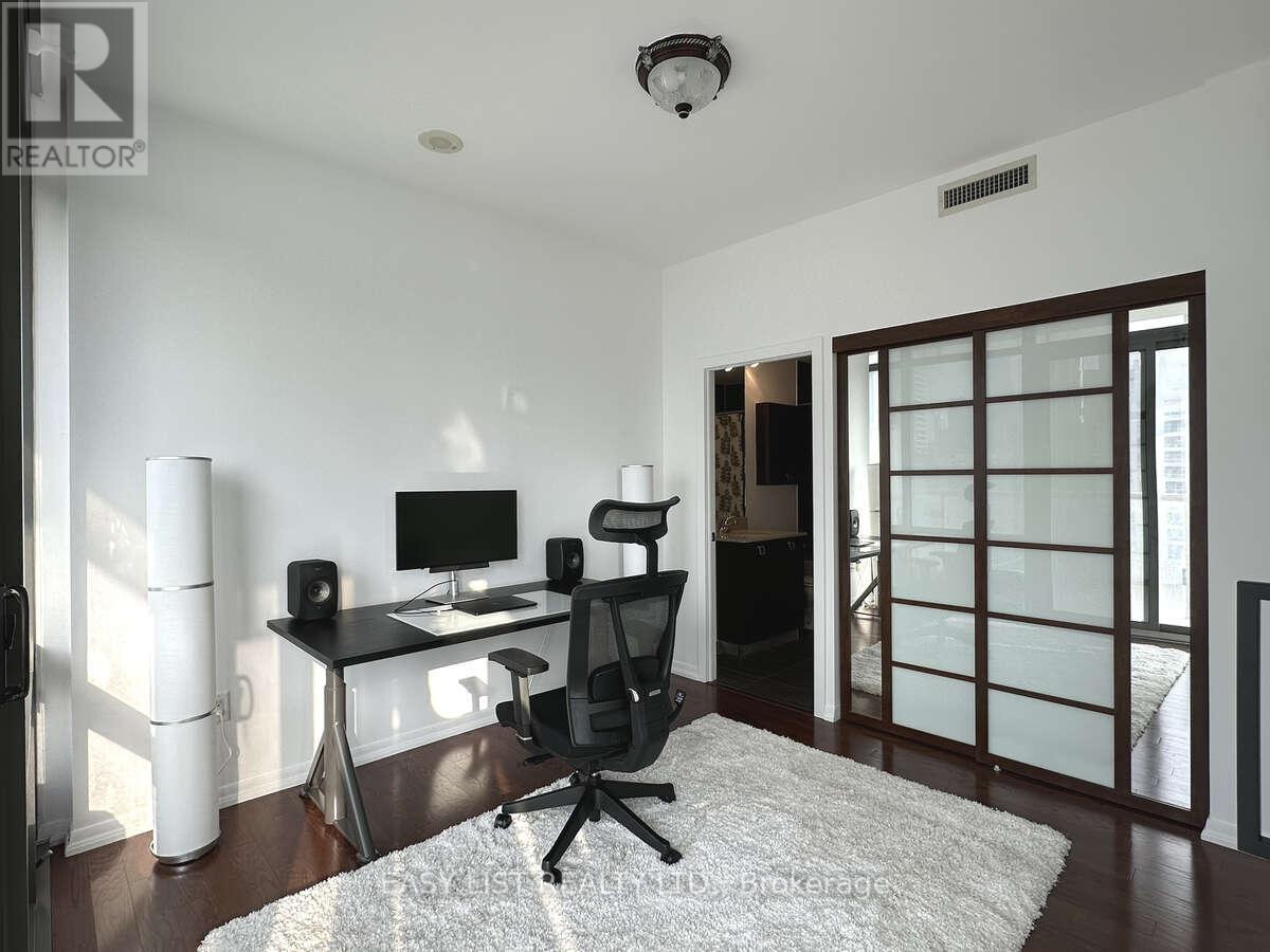 2203 - 37 Grosvenor Street, Toronto, Ontario  M4Y 3G5 - Photo 12 - C12831624